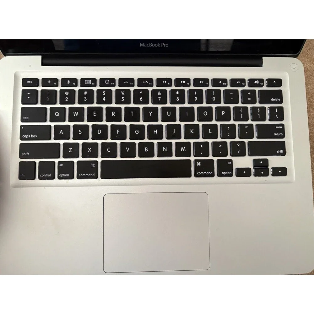 Apple MacBook Pro 13” A1278 2.26GHz Core 2 Duo 4GB RAM Fully TESTED WORKS